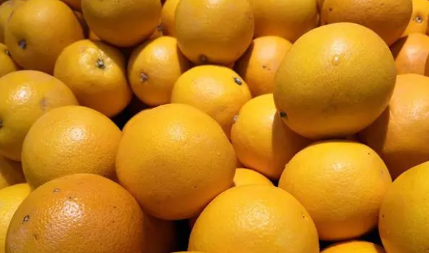橙子皮的功效与作用（柠檬跟橙子的区别是什么）