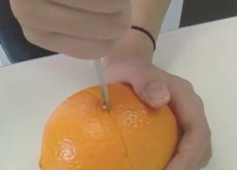 如何快速的剥脐橙（脐橙为什么叫脐橙脐橙有哪些品种最好吃）